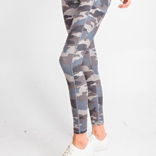 Load image into Gallery viewer, Camo Leggings