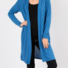 Load image into Gallery viewer, Soft Pocketed Cardi Plus